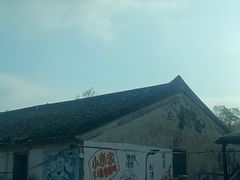 -洞背山庄(洞背院区式管理小区店)