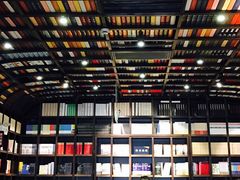 -钟书阁(松江泰晤士小镇店)