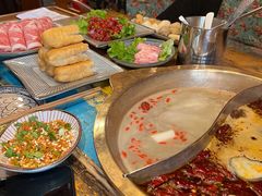 -房子红了鱼豆花重庆老火锅(广厦学院店)