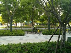 -龙湖虹桥天街-停车场