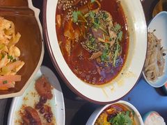 -川流不息·地道川菜·小龙虾(松东路店)