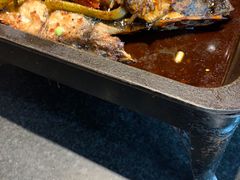 -俏巴妹烤鱼香锅(奥体店)