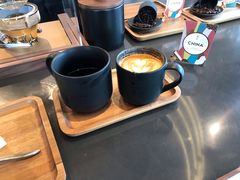 -星巴克臻选(上海虹桥新天地三店)