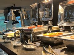 -BLU 全日制餐厅(上海安曼纳卓悦酒店)