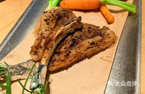 Charcoal-Grilled French Lamb Ribs