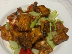 赣南小炒鱼-客家大院·非遗赣南客家菜(郁孤台店)