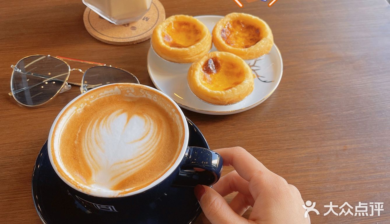 阳江探店|马路边波西米亚原木风咖啡店☕️