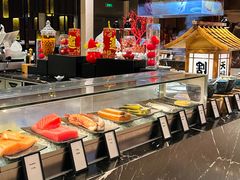 -广州万富希尔顿酒店·感趣自助餐厅·金秋蟹宴生蚝海鲜刺身烧烤