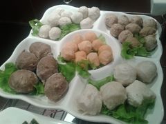 丸子-焱三乐四川火锅店(经纬街店)