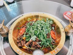 -周老三跷脚牛肉·全牛火锅(非遗传承店)
