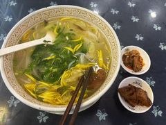 -桥香园云南过桥米线(金马碧鸡店)
