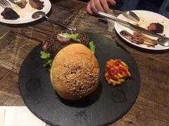 -HIGH FIVE哈福手工汉堡(桂林路店)