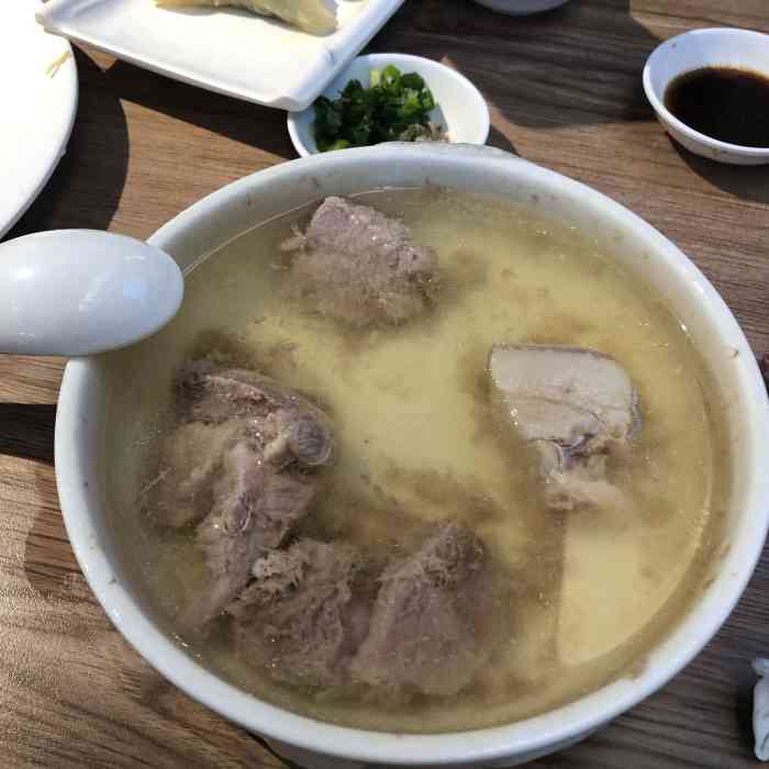 雄记猪肉汤(皇冠花园店)