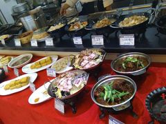 -侬佳蒸菜馆(听潮店)