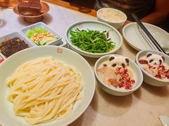 北京炸酱面-小吊梨汤·北京菜·烤鸭(白石桥南店)