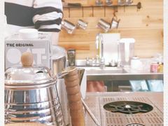 -Be Lived Cafe比例咖啡(摩天轮店)