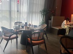 -鸽子侯·家宴·平价海鲜(绿地店)