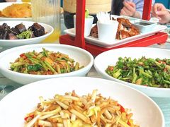 豆黄金拌脆芹-柒园·三十年创意杭帮菜(龙湖滨江天街店)