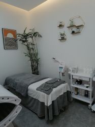 -柒朵科技美肤中心