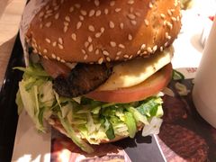 -The Habit Burger Grill 哈比特汉堡(复兴soho店)