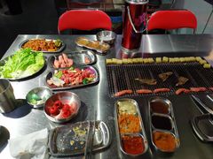 -马路牙子地桌烤肉(工体店)