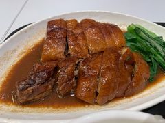 黄金脆皮烧鸭饭-百事佳烧鸭牛腩(上海虹桥站店)