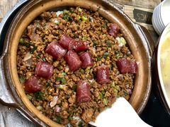 鹅乸腊肠煲仔饭-阳江河堤老牌曾记美食