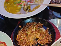 -川流不息·地道川菜·小龙虾(新松江路店)