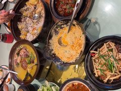 -帅巴人舅母子腊蹄民俗村