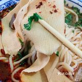 忒~接地气儿的拉面馆了