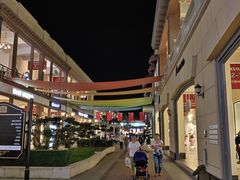 -王府井奥莱临潼小镇(临潼店)