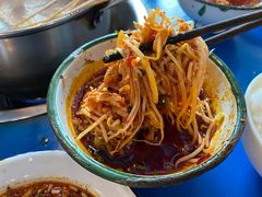 马路边千层肚-马路边边麻辣烫(世纪金源店)