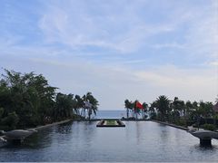 -亚龙湾喜来登·美景台大堂吧