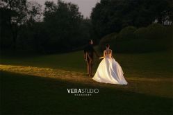 -至臻微拉婚纱摄影