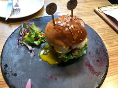 -HIGH FIVE哈福手工汉堡(桂林路店)