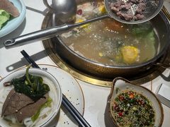 -牛人日志·鲜牛肉骨汤火锅(万科里瑧店)