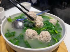 豌豆尖汆丸子-眉州东坡(上海中心店)