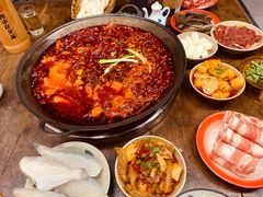 -四小区火锅·巷子里的重庆火锅(花照壁店)