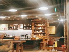 -星巴克臻选(青岛麦凯乐分店)