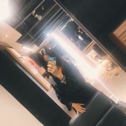 -苑苑发型设计
