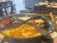 -白乐天毛肚火锅馆(南滨路店)