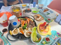 -水桶王国主题餐厅·聚会·生日派对·亲子活动·家庭套餐(亚龙湾希尔顿店)