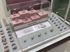 -Pandora潘多拉珠宝(宝山万达广场店)