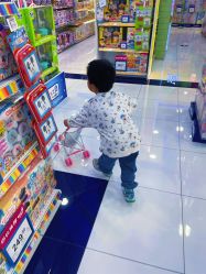 -玩具反斗城(正大广场店)
