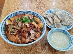 老北京炸灌肠-门框胡同百年卤煮(新街口店)