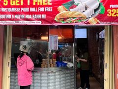 -Bánh Mì Huynh Hoa