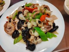 -宾朋海鲜饭庄(兴海路店)