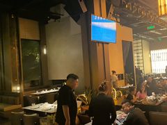-洛缦音乐餐厅(工业展览馆万象城店)