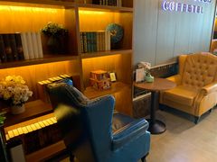-缦咖电竞酒店(北京鸟巢红军营地铁站店)