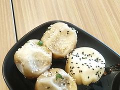 -小杨生煎(金山百联购物中心3楼店)